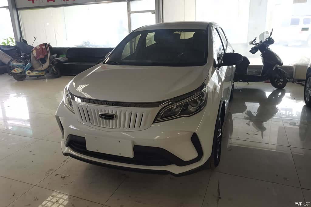 Geely EX3, 2022 2