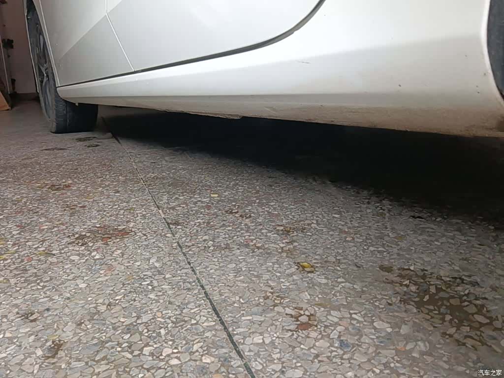 Geely Emgrand, 2024 22