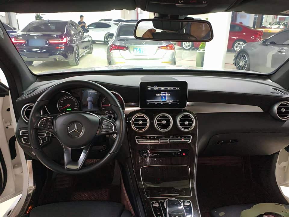 Mercedes-Benz GLC Mercedes-Benz GLC