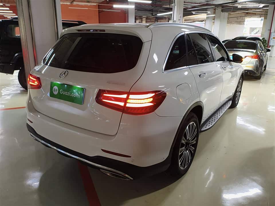 Mercedes-Benz GLC Mercedes-Benz GLC