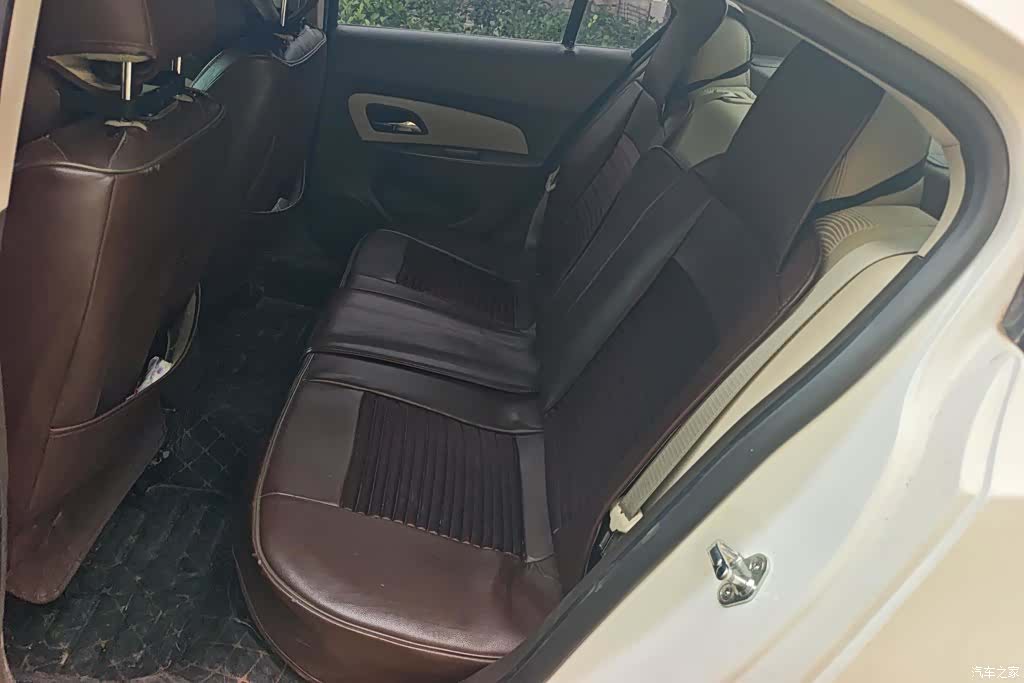 Chevrolet SE, 2016 11