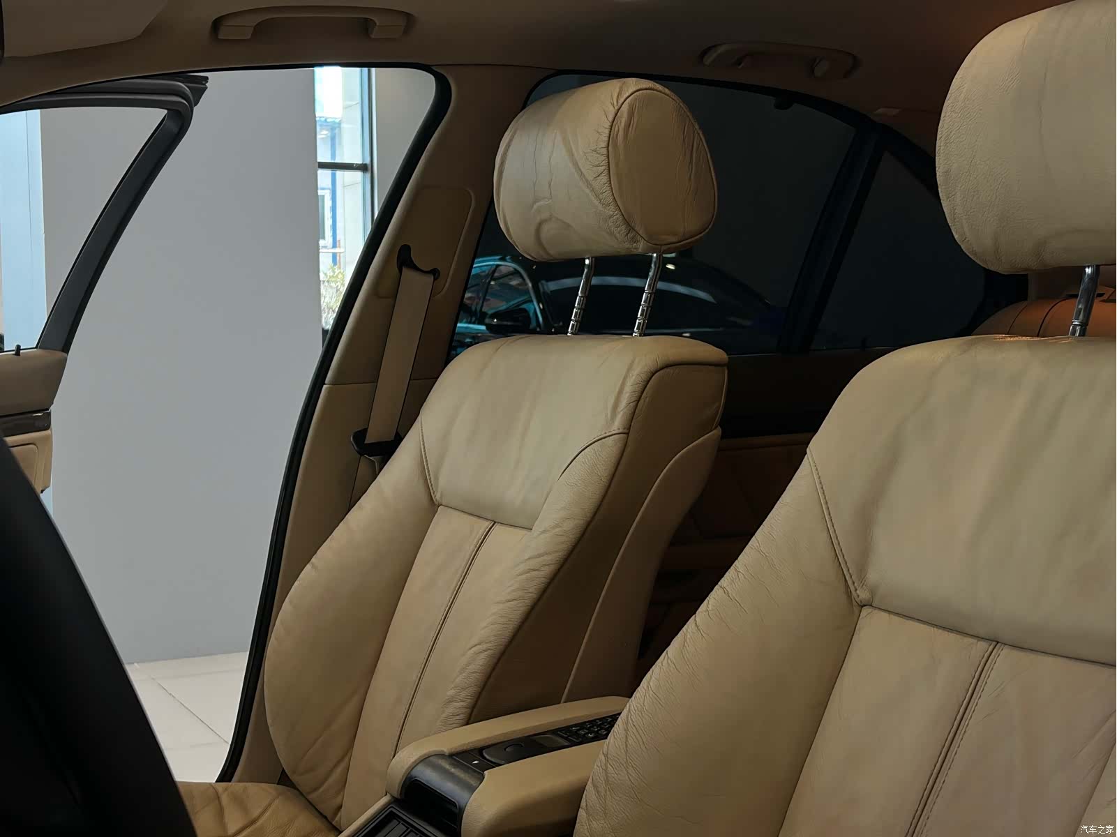 BMW 5 Series, 2004 8