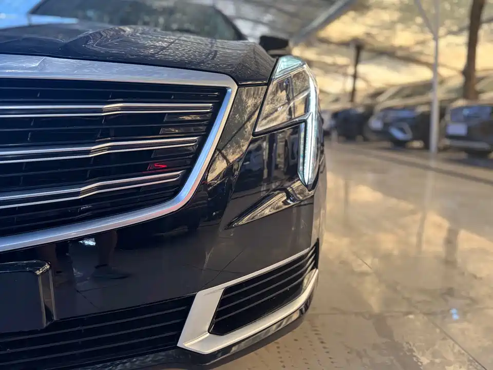 Cadillac XTS