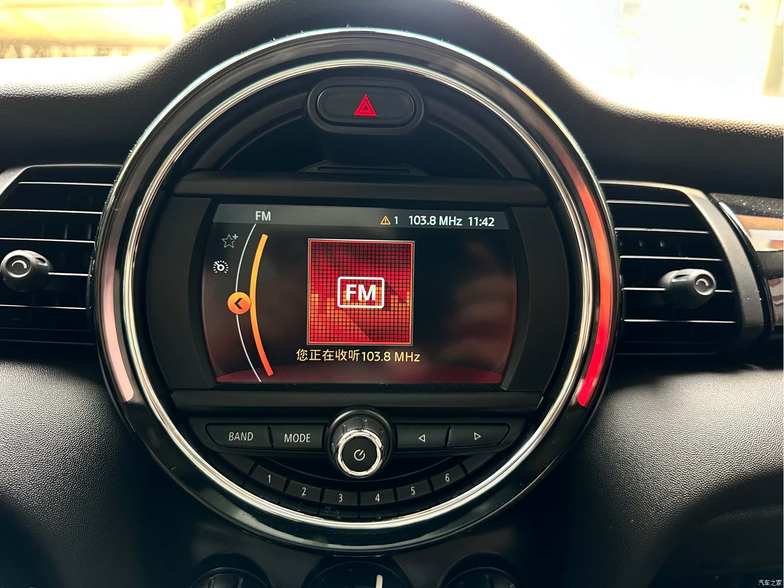 Mini ONE, 2019 21