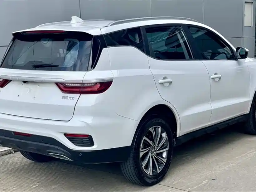 Geely Vision X6