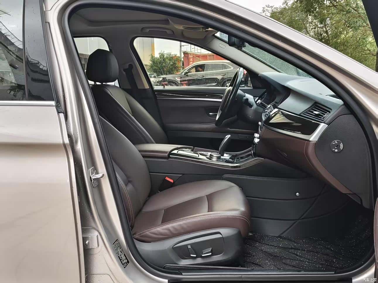 BMW 5 Series, 2017 12