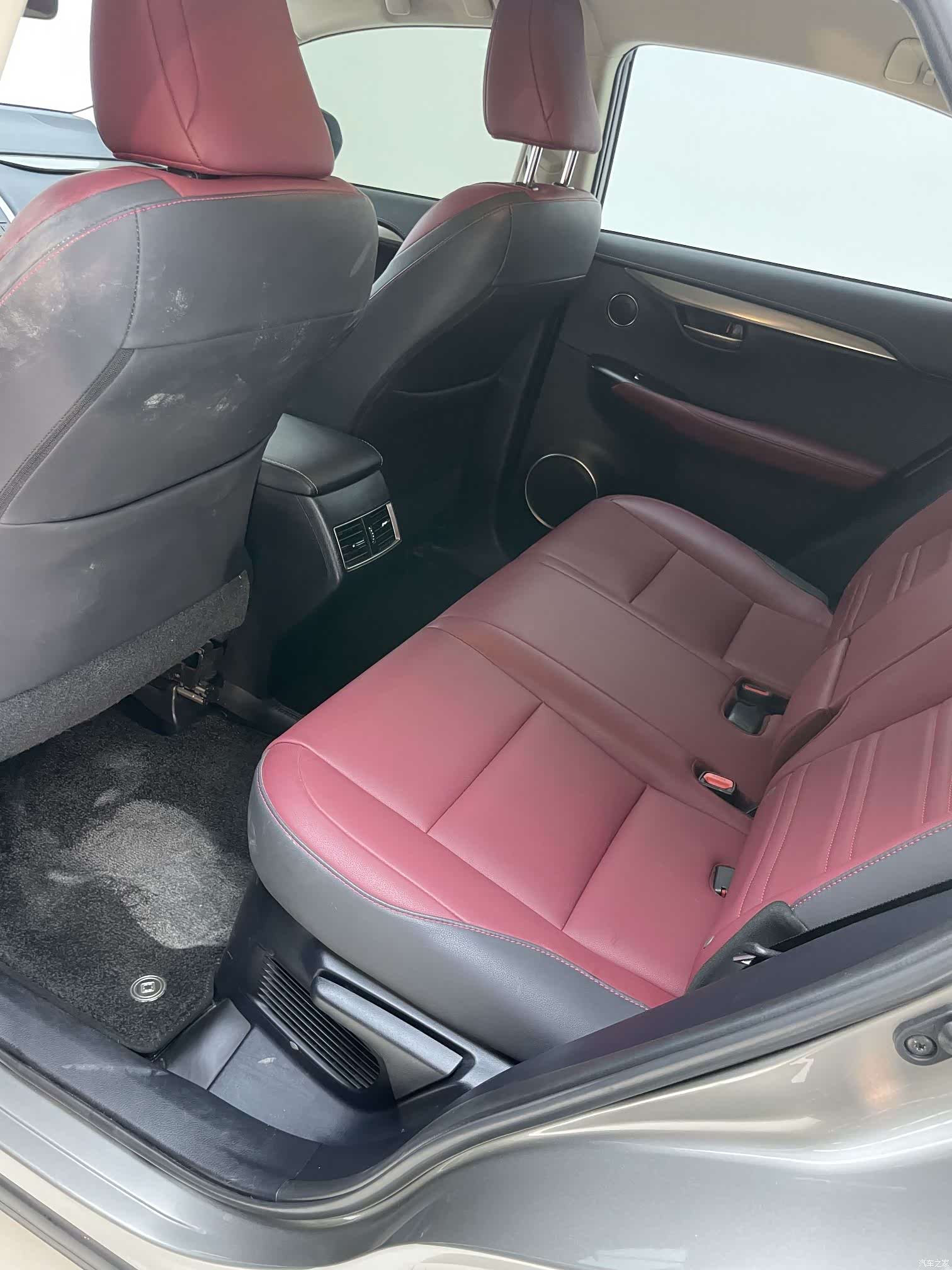 Lexus NX, 2021 28