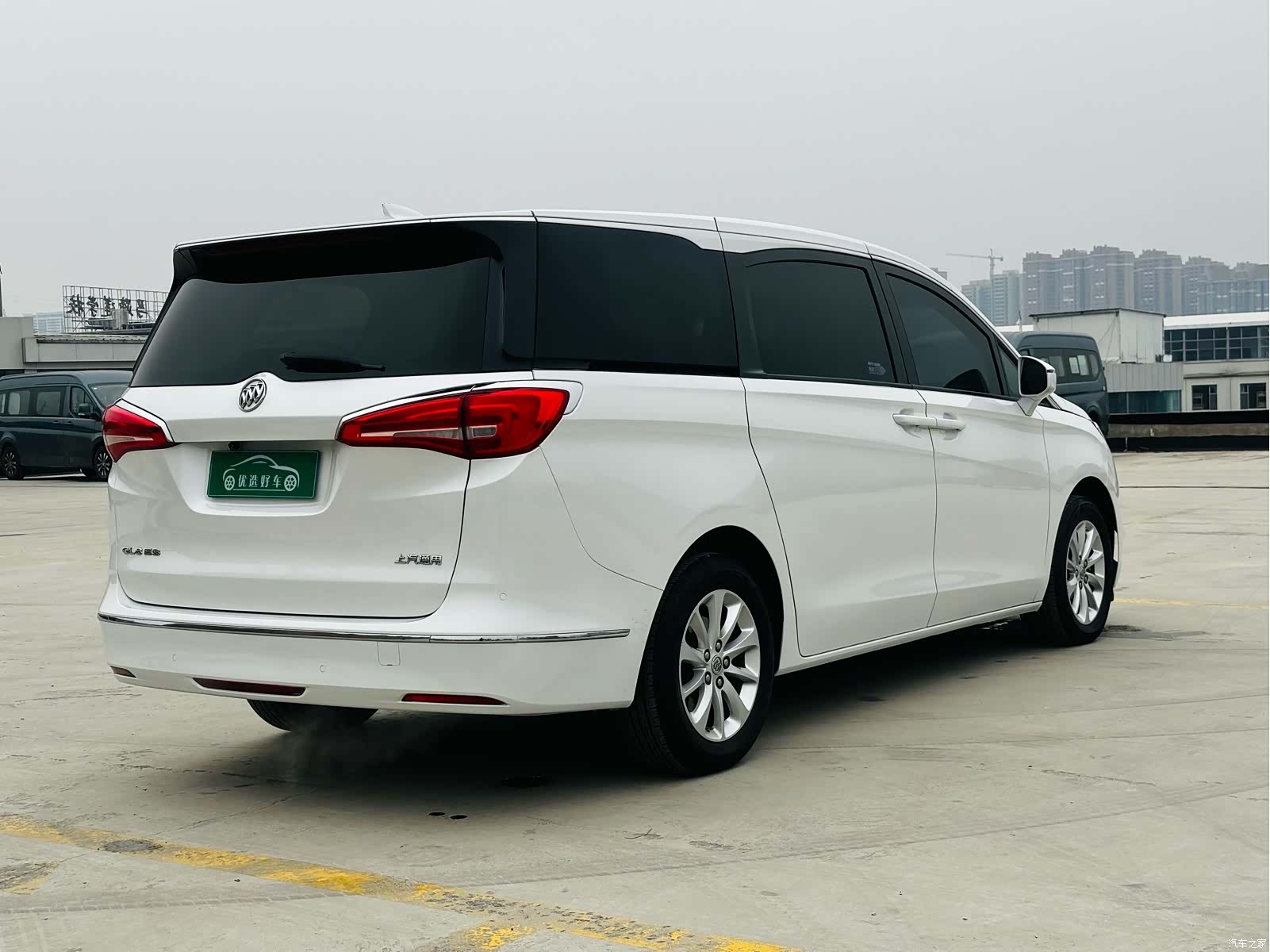 Buick GL8, 2017 7