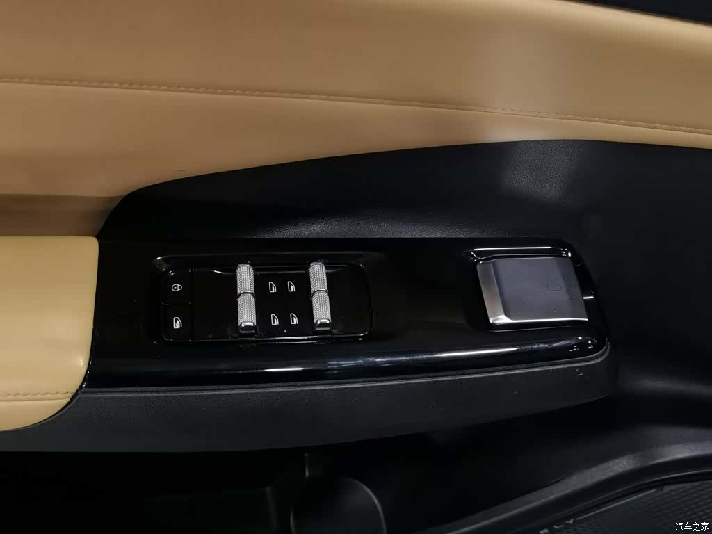 Geely Galaxy L7, 2024 9