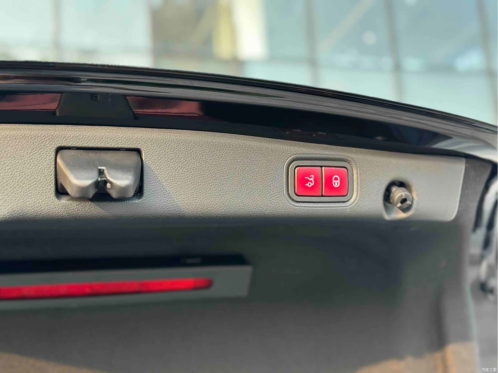 Mercedes-Benz E-Class, 2022 31