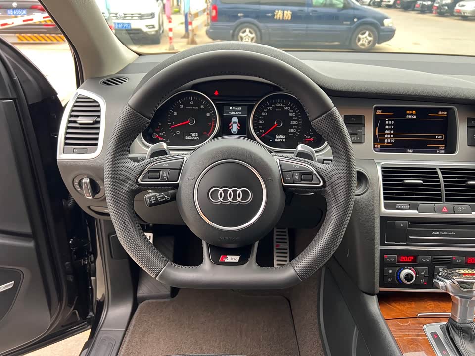 Audi Q7 Audi Q7