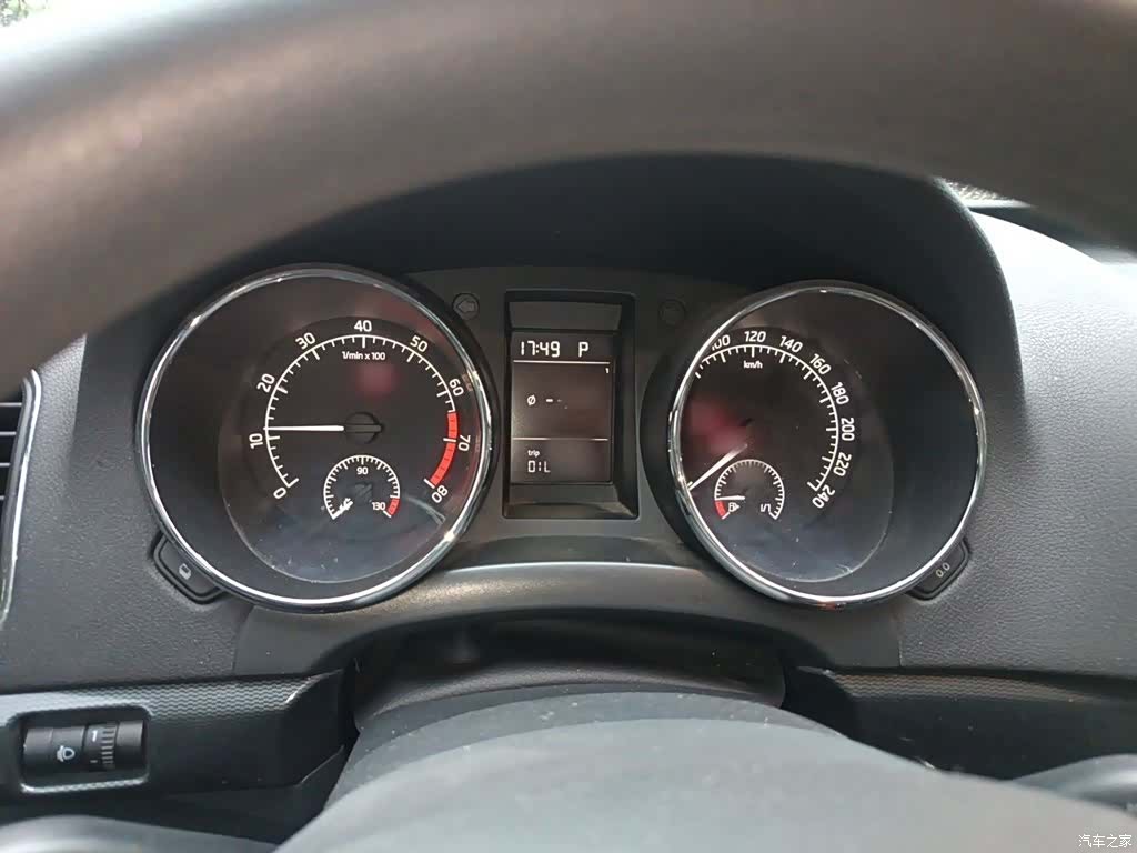Skoda Yeti, 2015 4