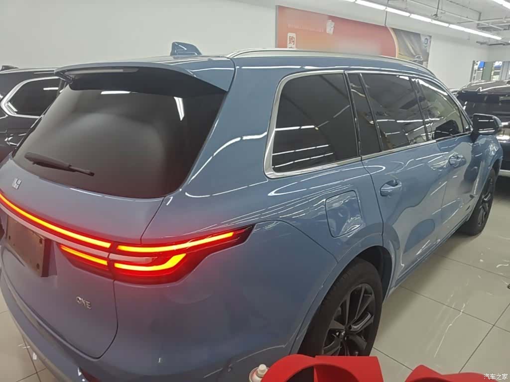 Li Auto ONE, 2022 7