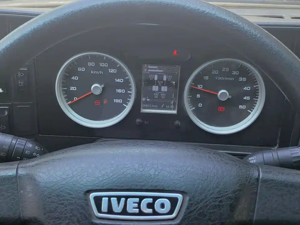 Iveco proud