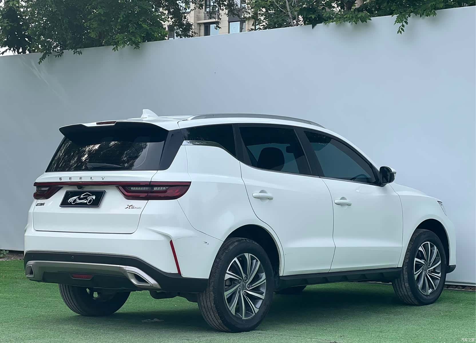 Geely X6, 2022 7