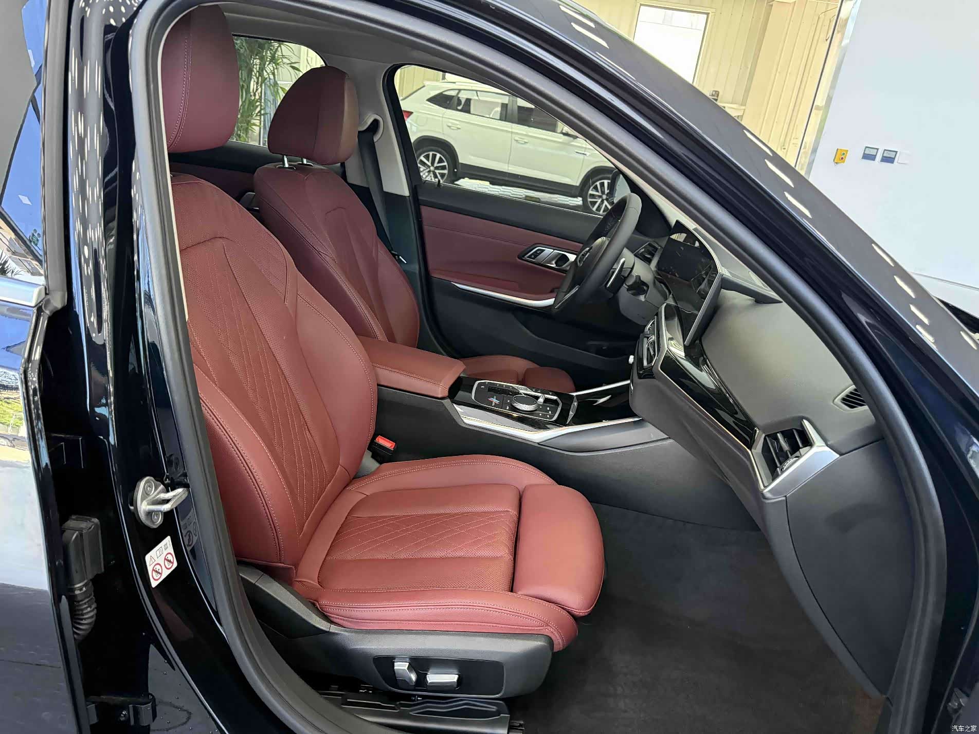 BMW 3 Series, 2023 23