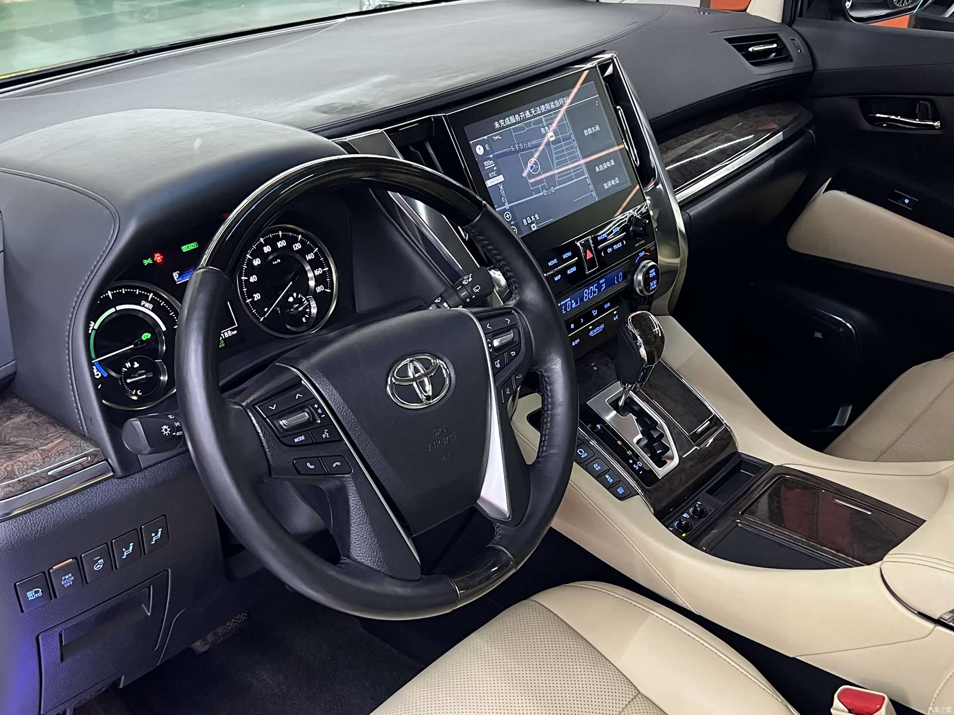 Toyota Alphard, 2020 4