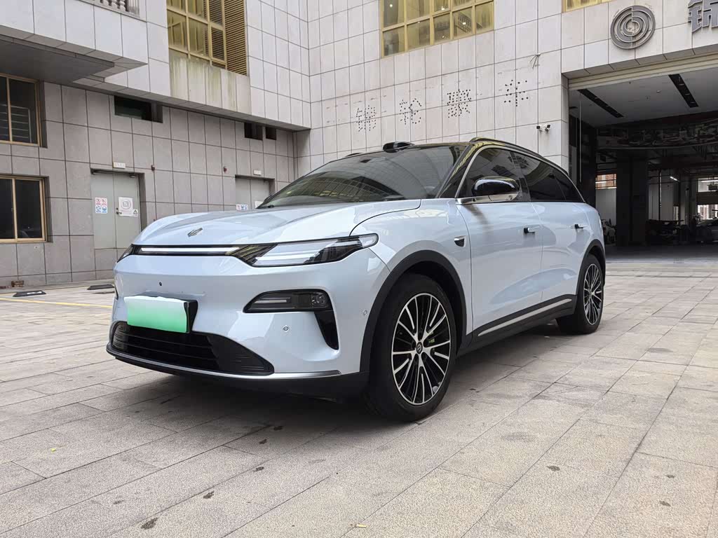 Leapmotor C11