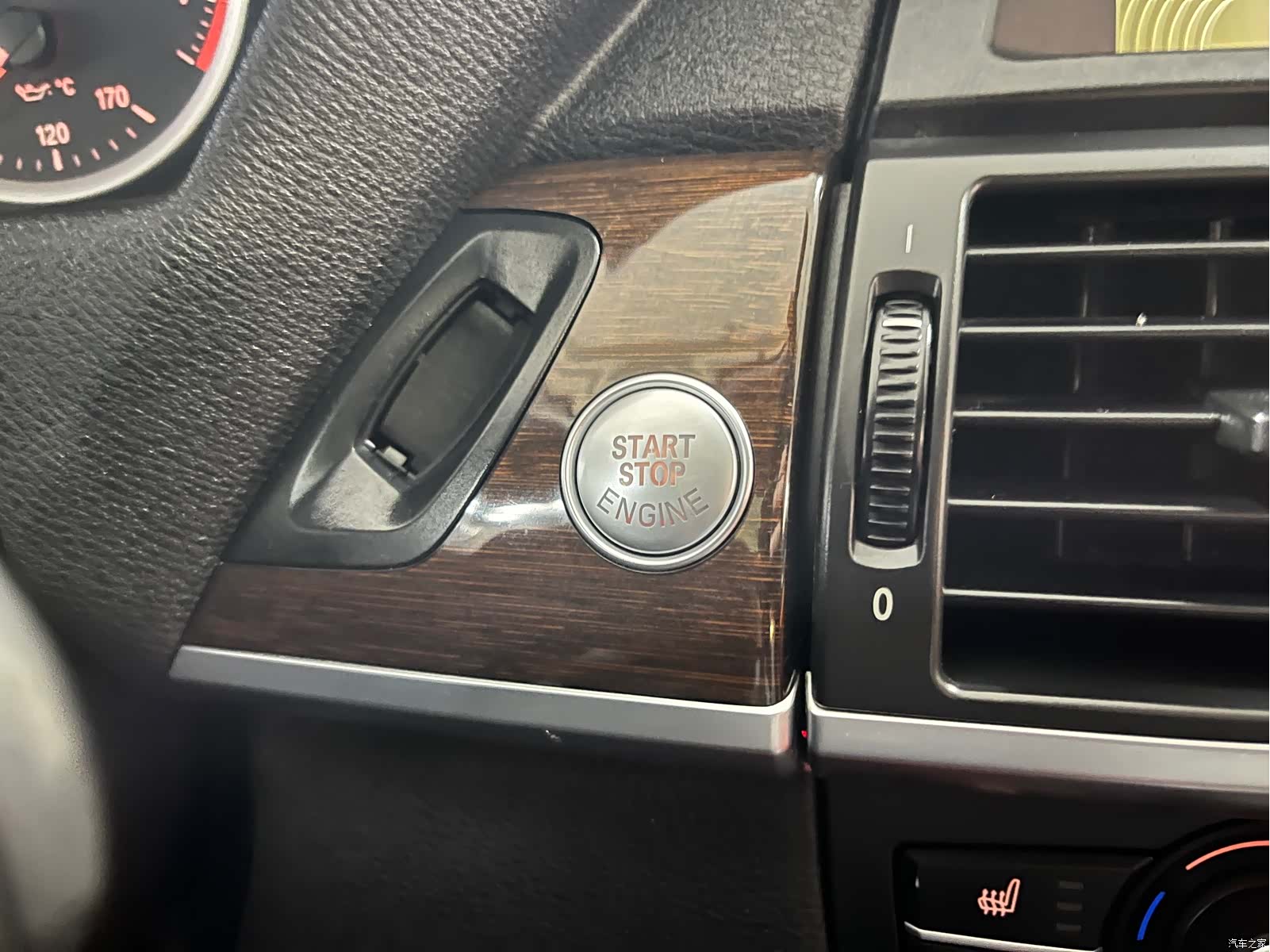 BMW X6, 2013 13