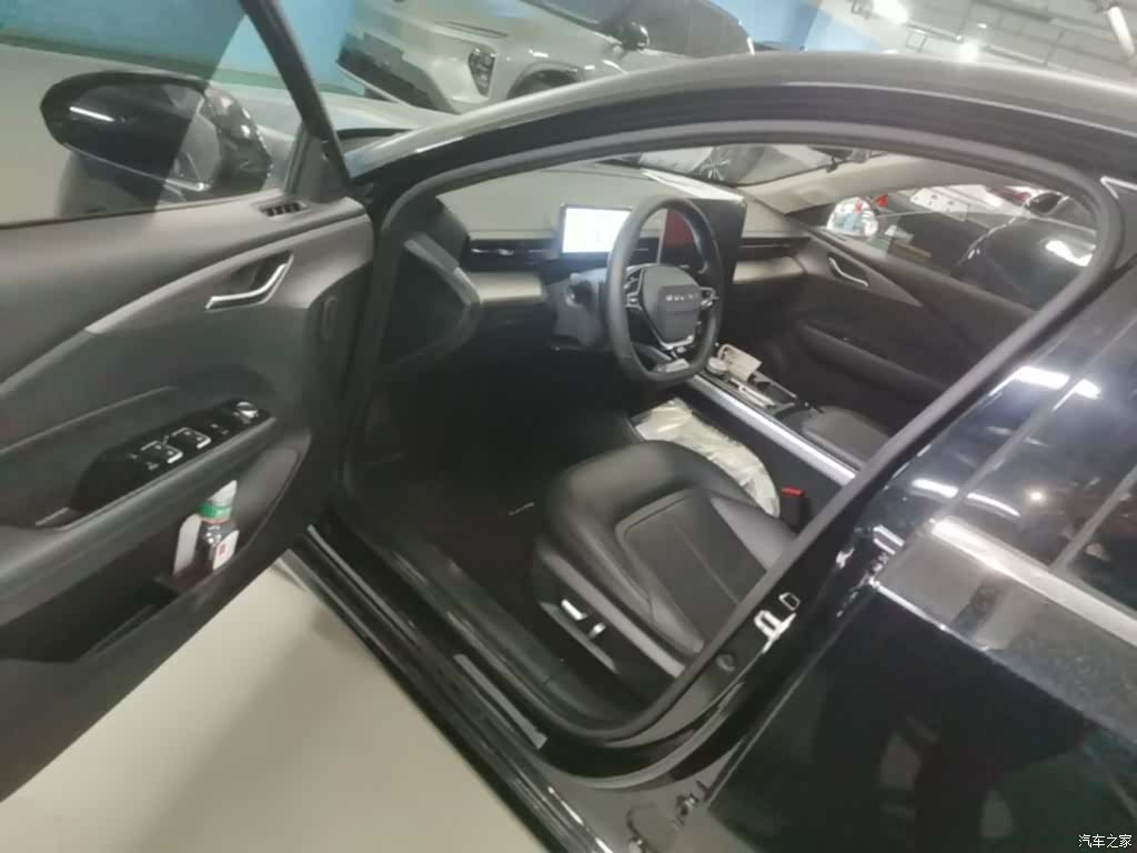 Wuling Starlight, 2024 16