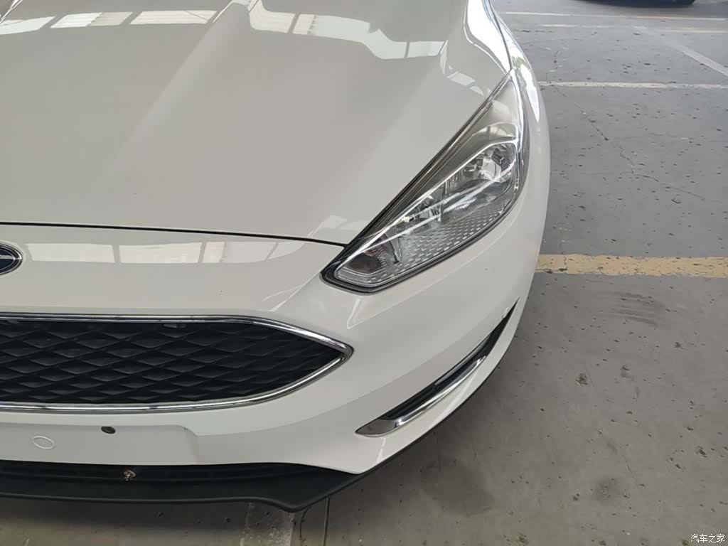 Ford Focus, 2015 24