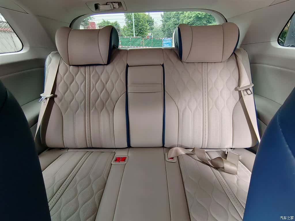 Roewe iMAX8, 2022 9