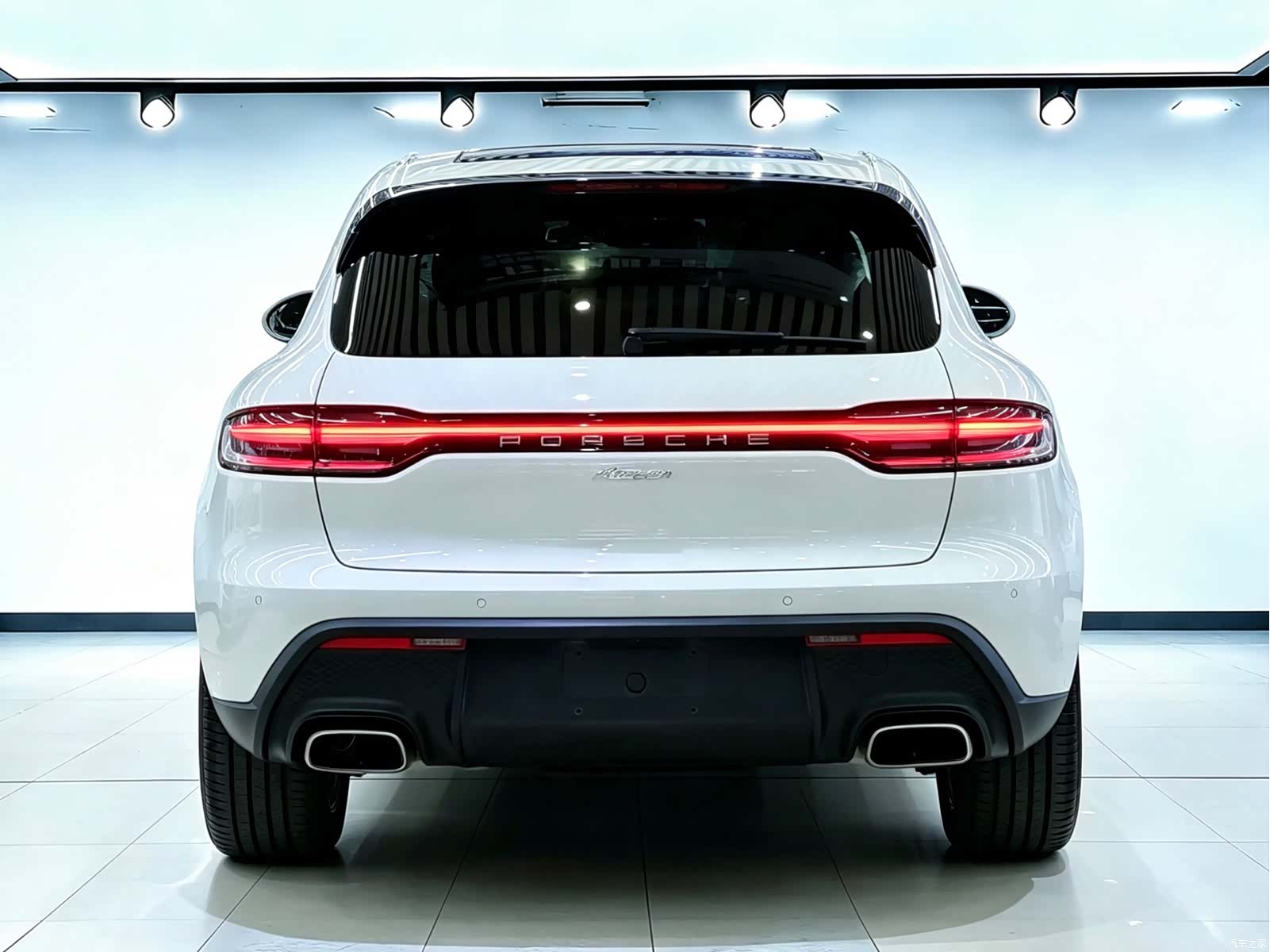 Porsche Macan, 2023 все фото