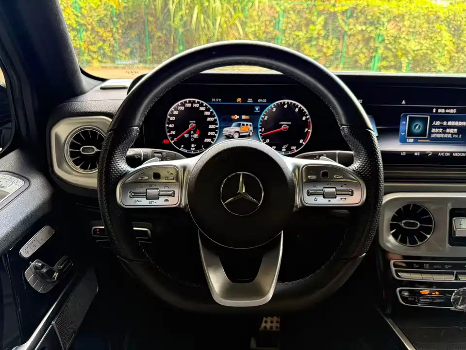 Mercedes-Benz G-class