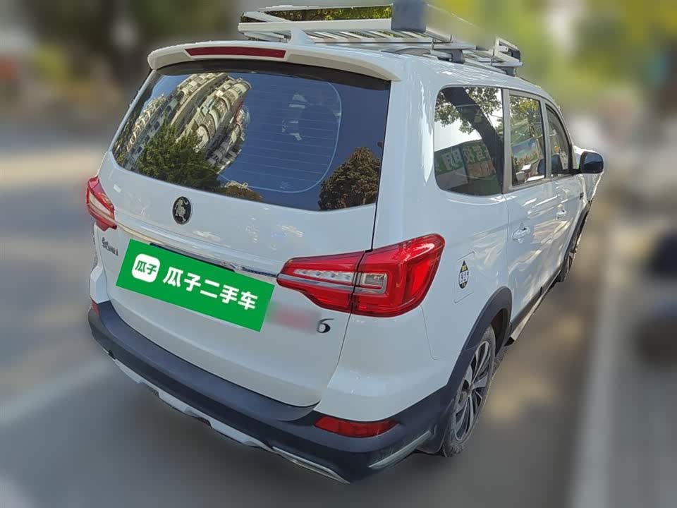 Forthing Popular SX6