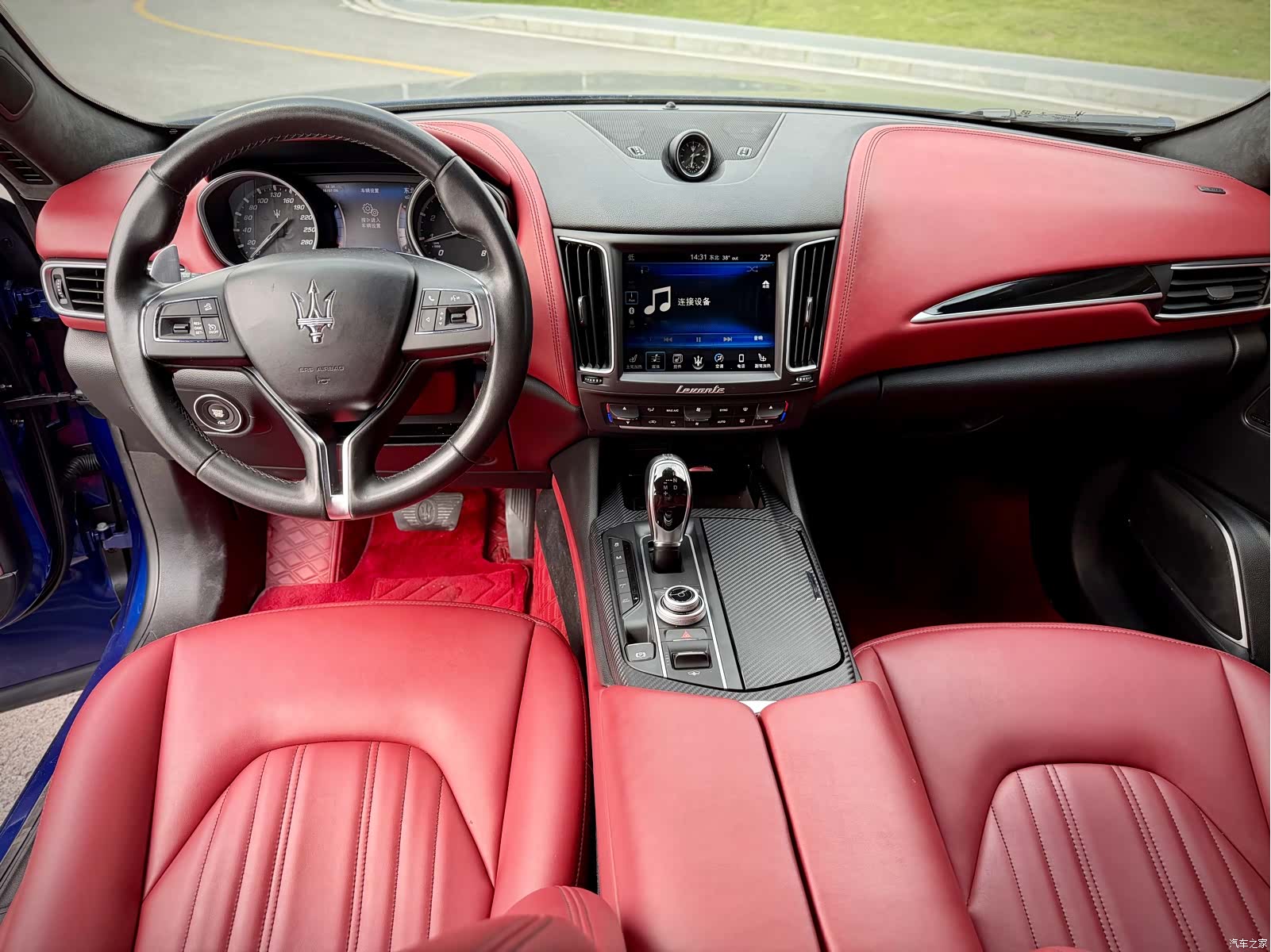 Maserati Levante, 2017 13