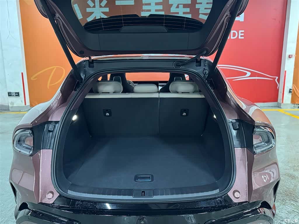 Xiaomi YU7, 2025 все фото