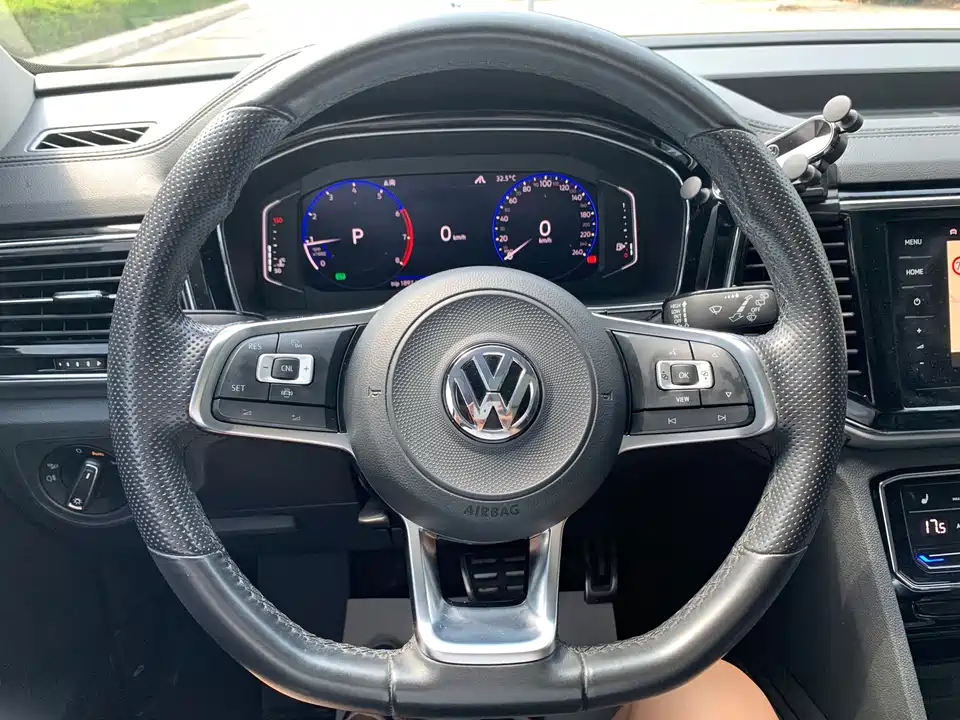 Volkswagen Tourang