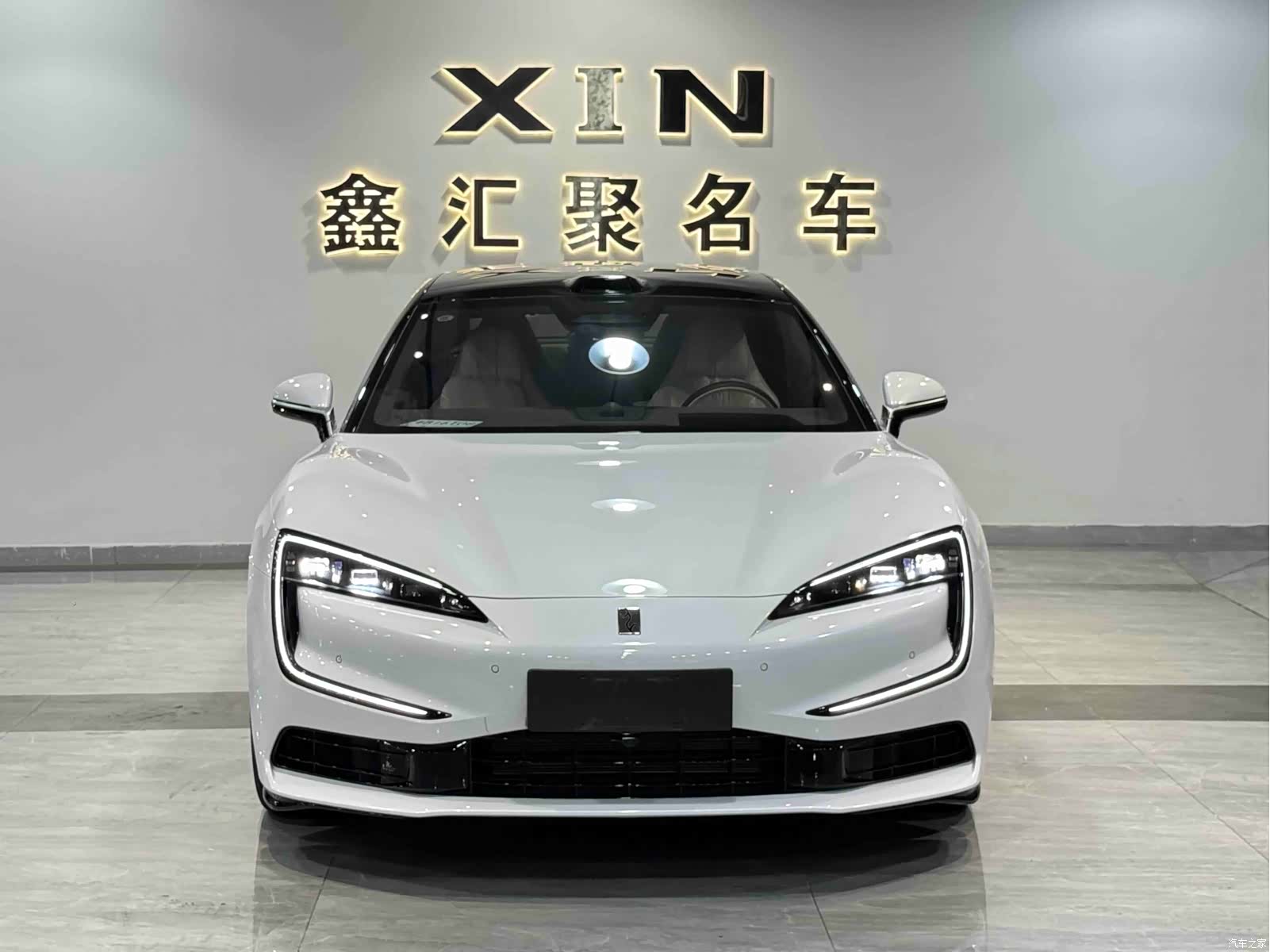 Yangwang U7, 2025 1