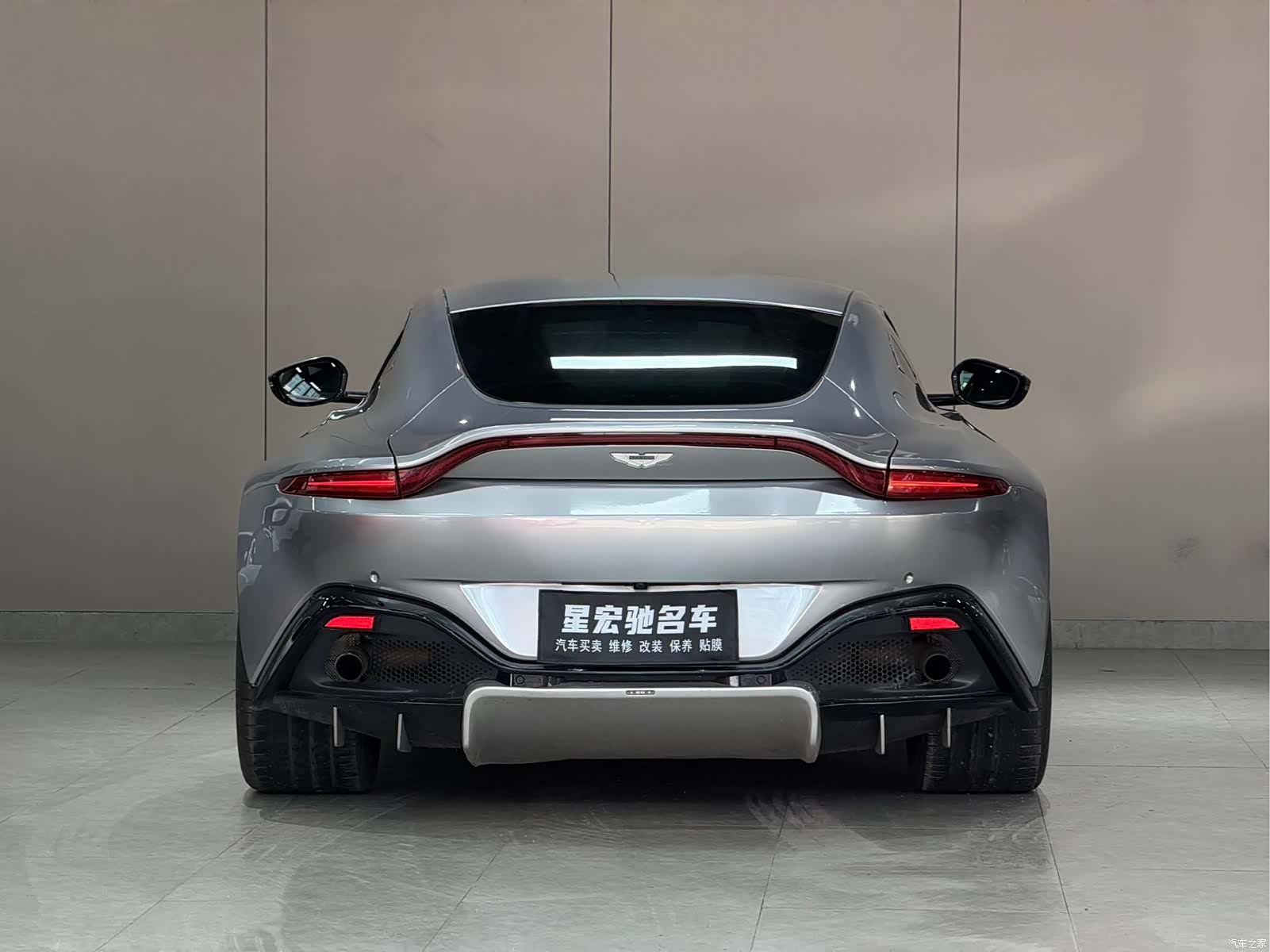 Aston Martin Vantage, 2019 4