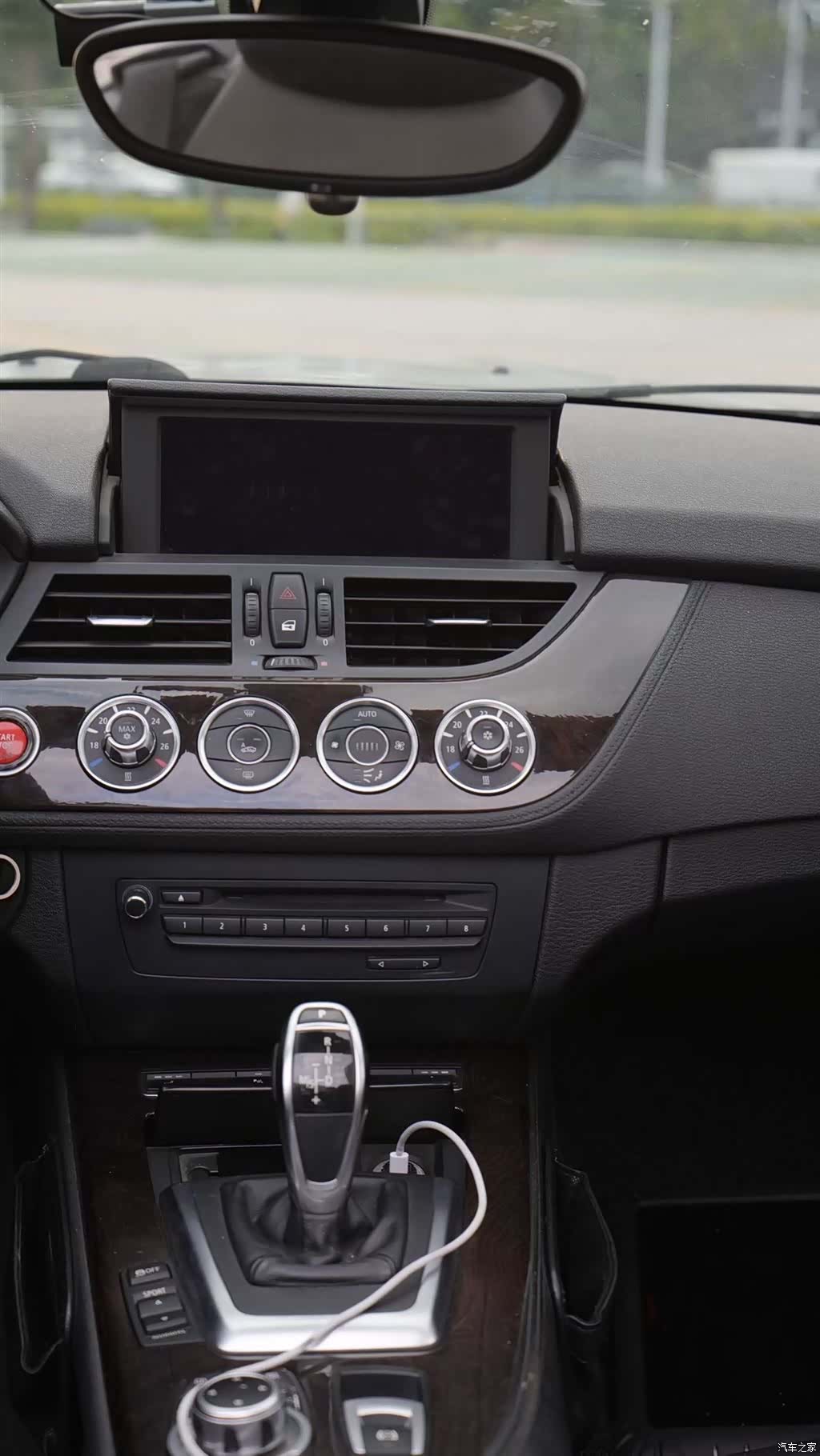 BMW Z4, 2011 8