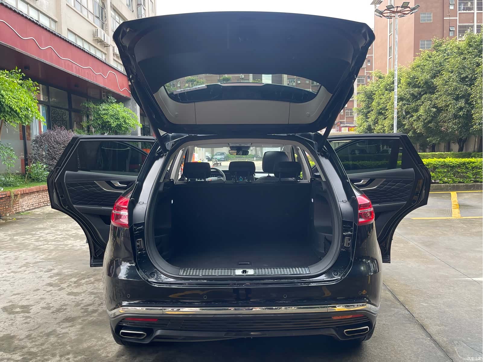 Hongqi HS5, 2021 17