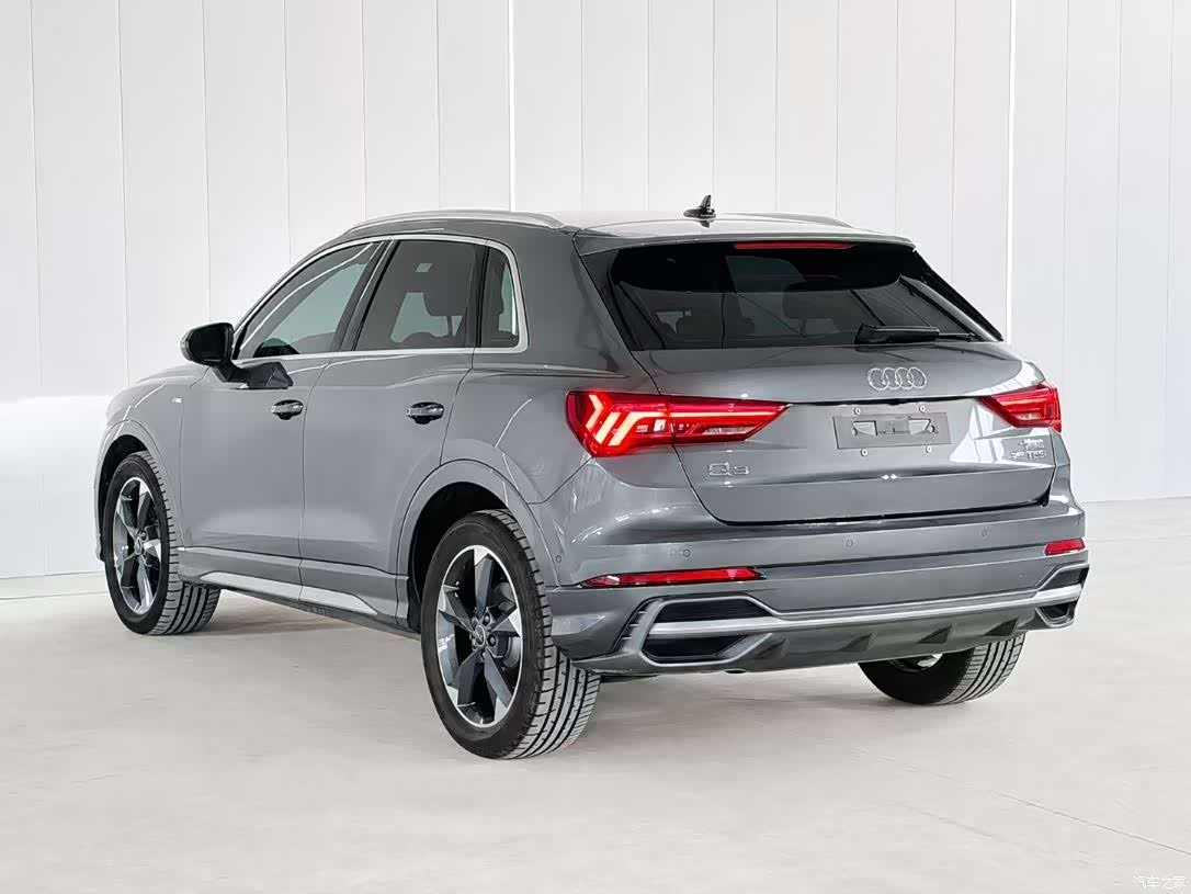 Audi Q3, 2022 6