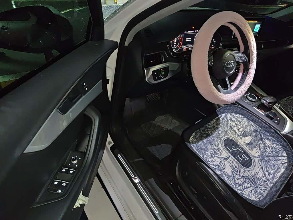Audi A4L, 2019 14