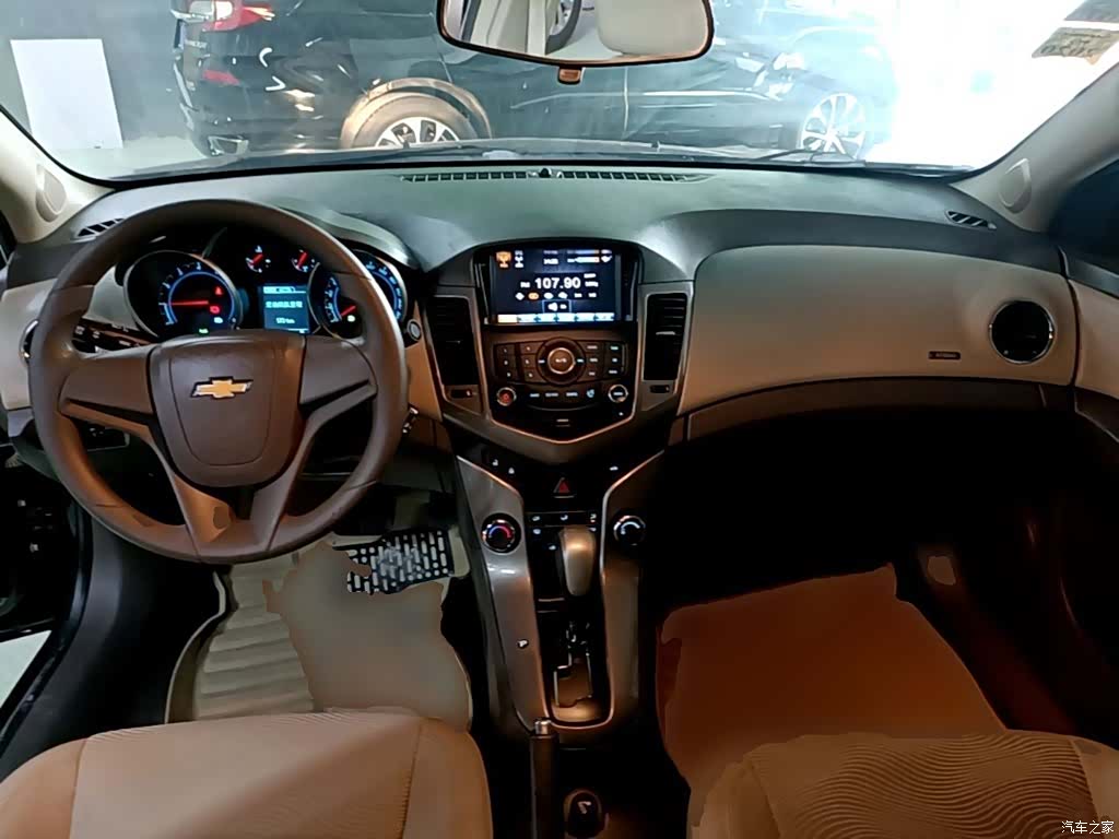 Chevrolet SE, 2016 10