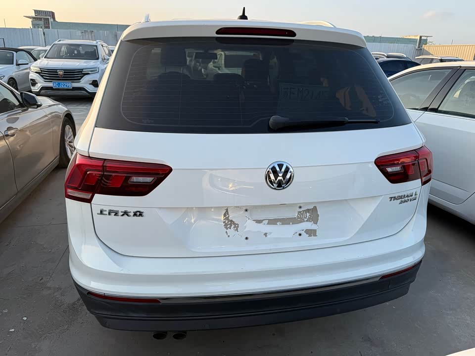 Volkswagen Tiguan L Volkswagen Tiguan L