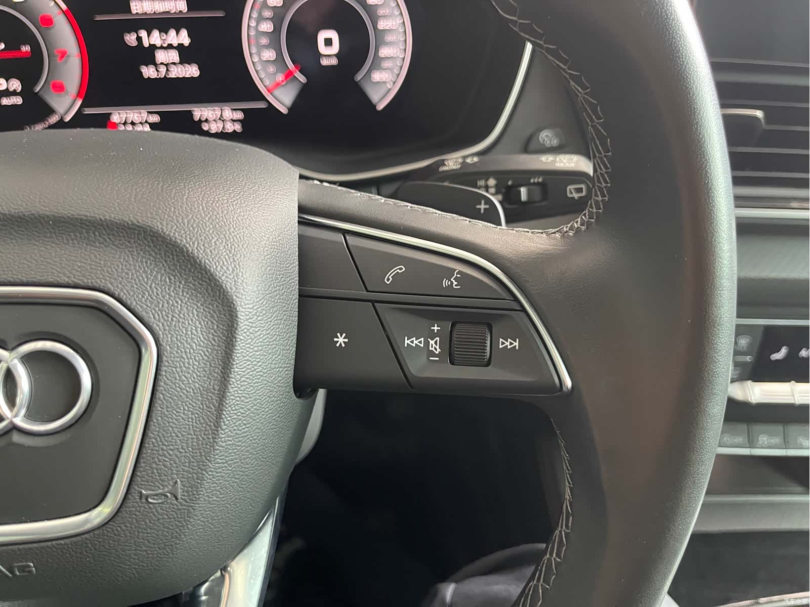 Audi Q5L, 2023 14