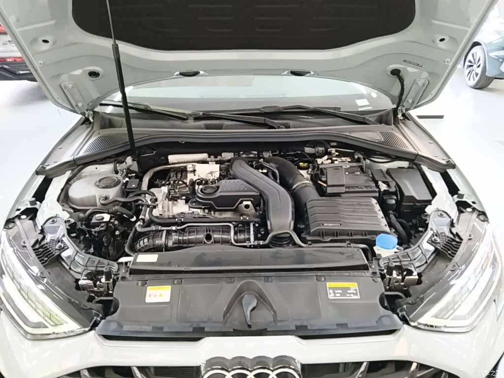 Audi Flying Spur, 2026 20