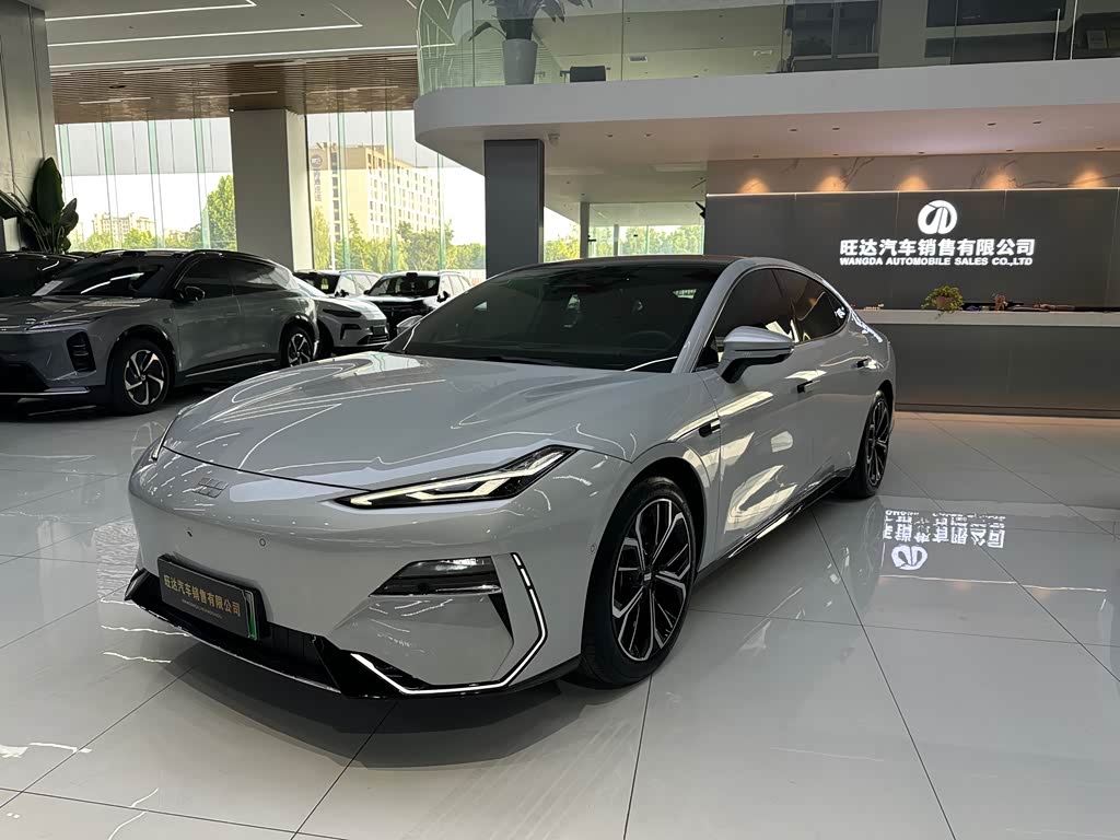 Geely Galaxy E8