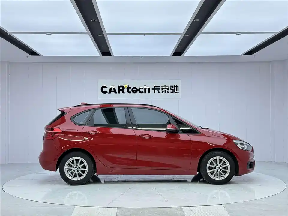 BMW 2 series station wagon