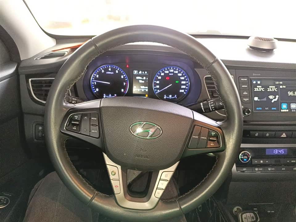 Hyundai Name picture