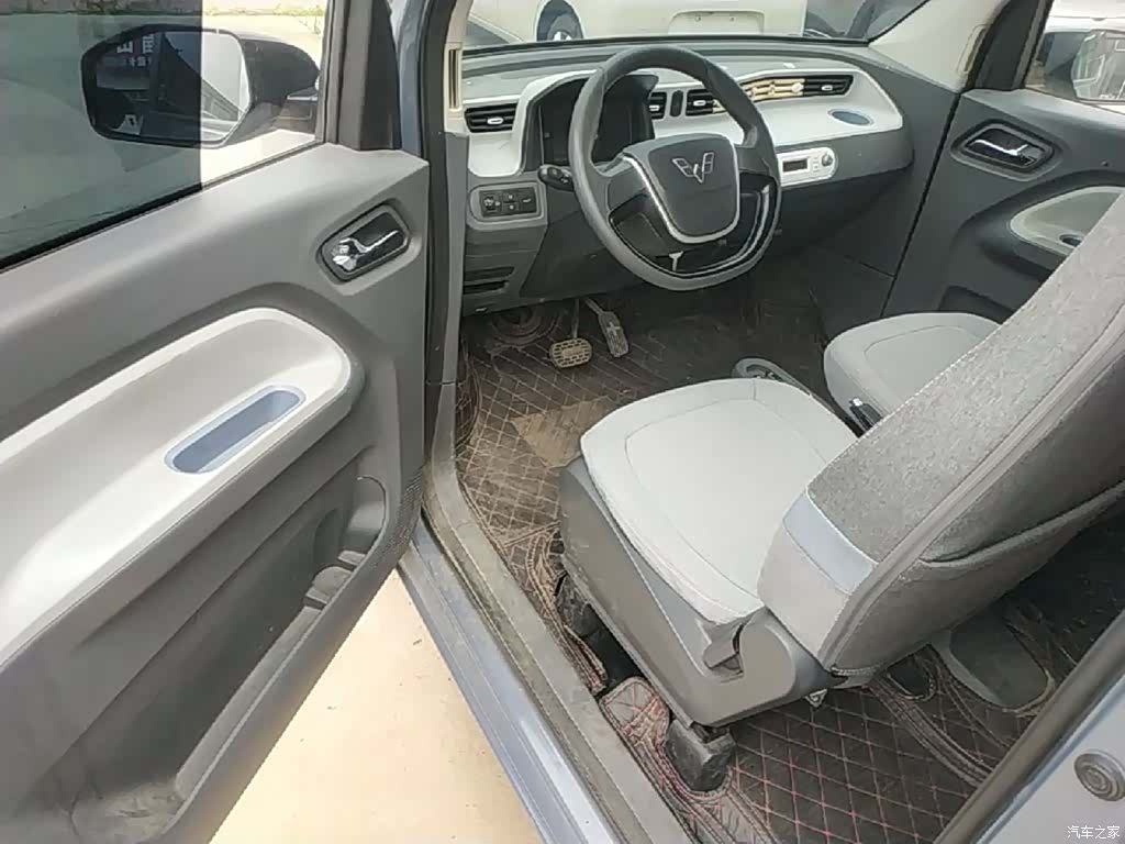 Wuling MINIEV, 2022 16