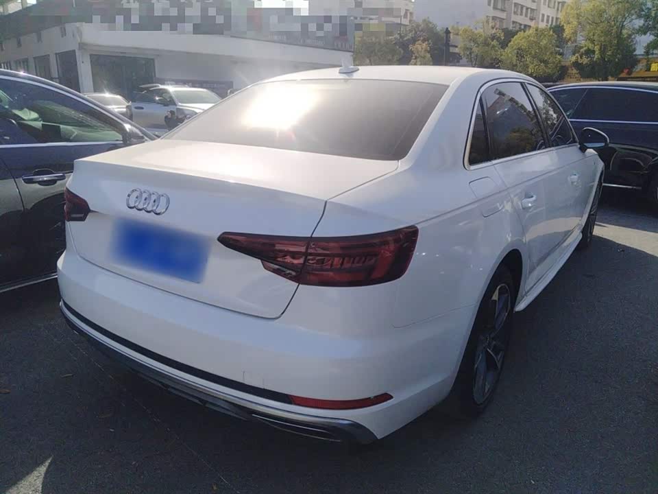 Audi A4L