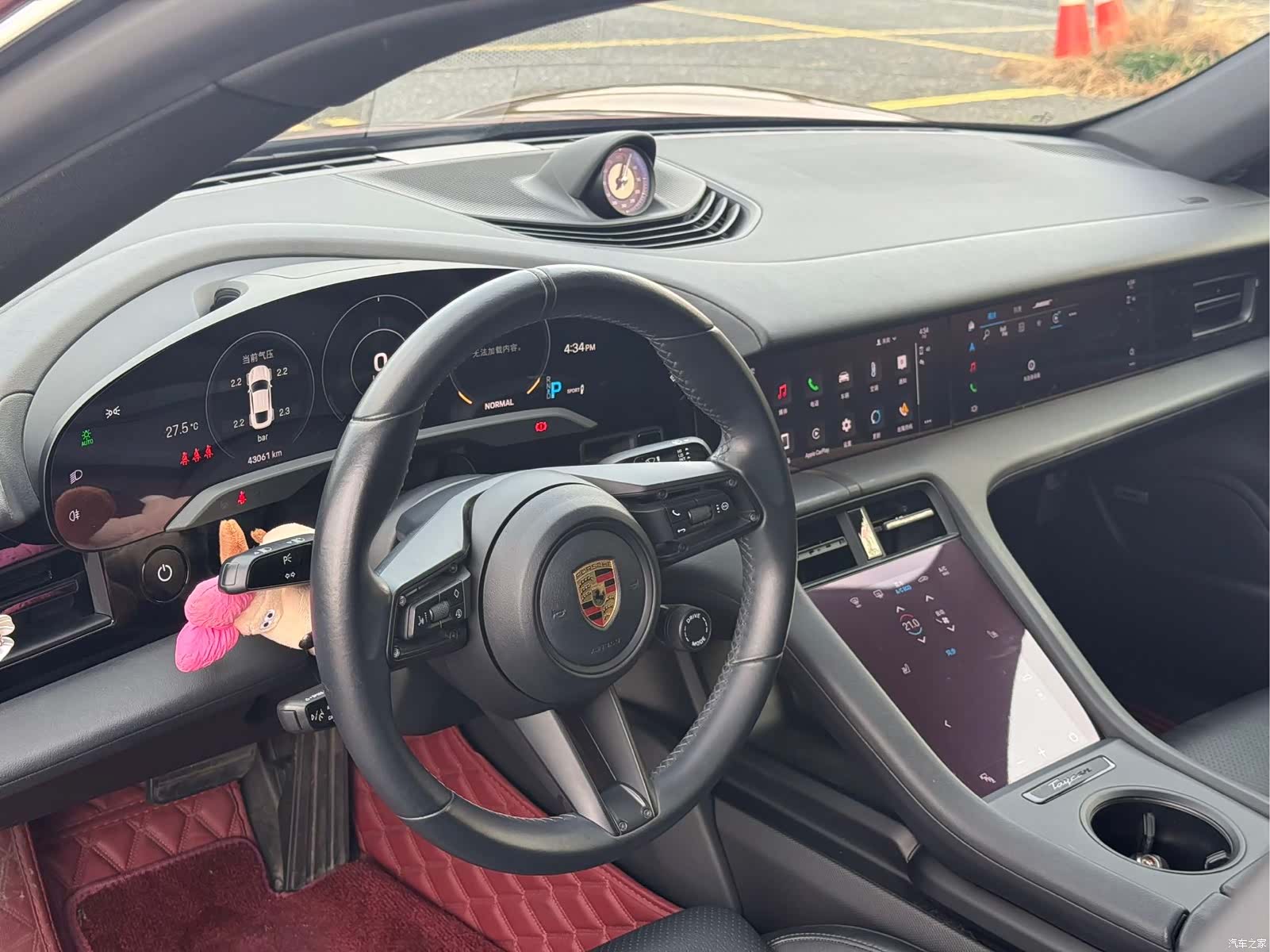 Porsche Taycan, 2021 9