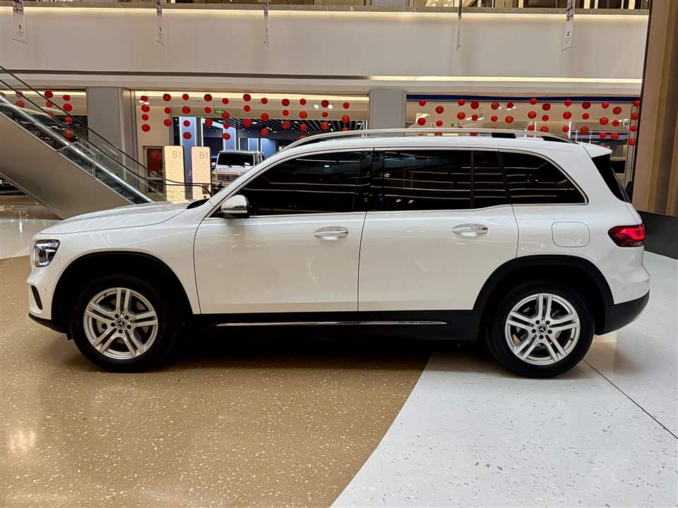 Mercedes-Benz GLB Mercedes-Benz GLB