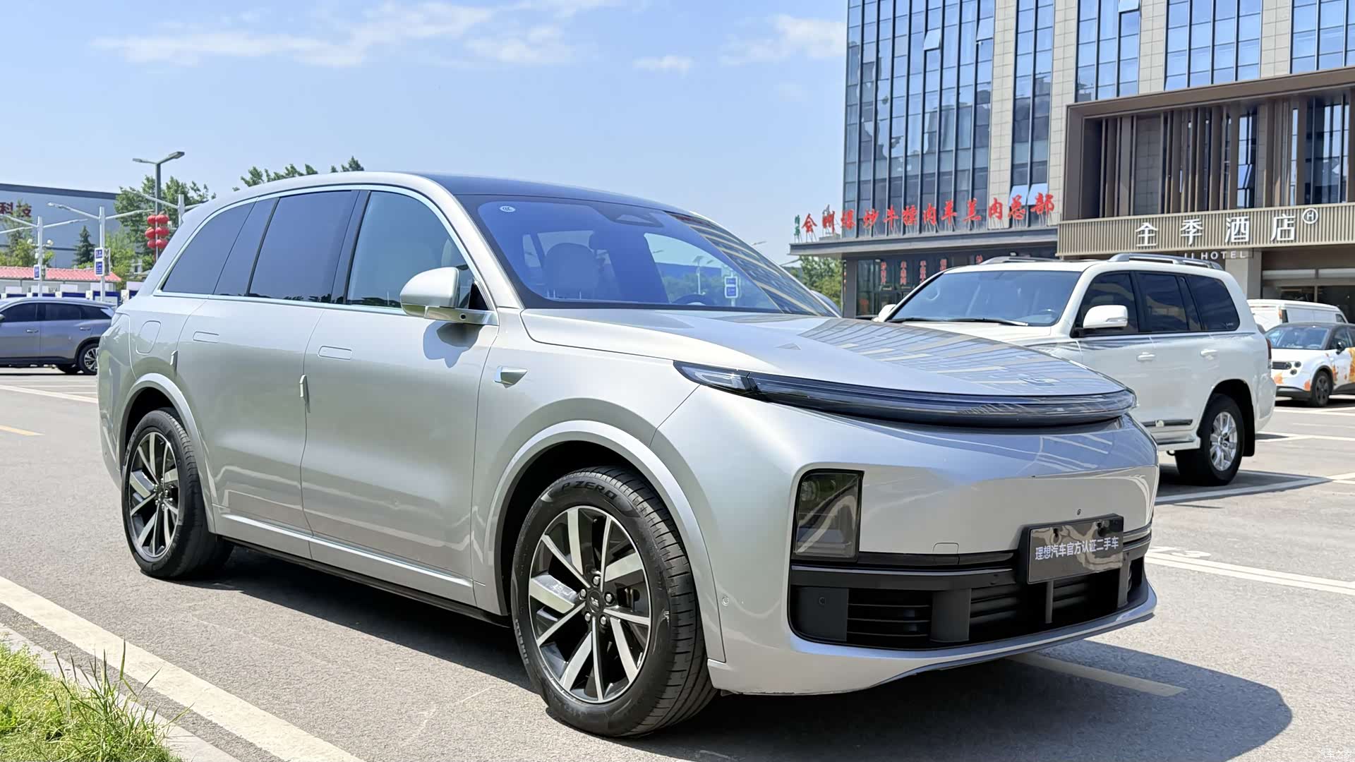 Li Auto L8, 2023 все фото